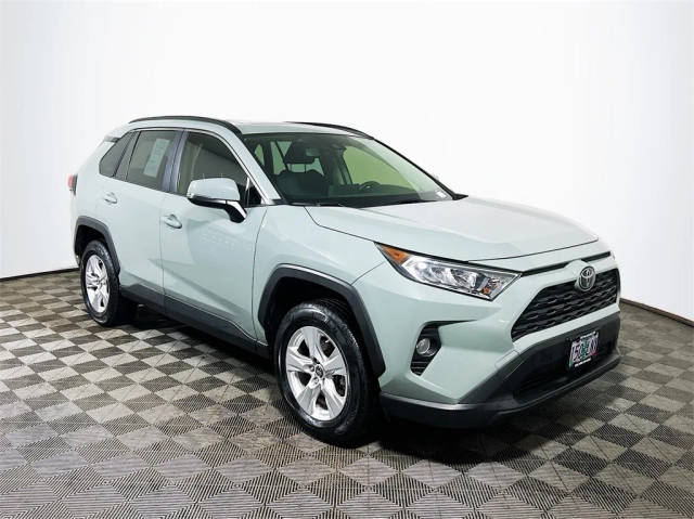 2019 Toyota RAV4 XLE AWD photo