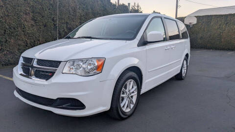 2016 Dodge Grand Caravan SXT FWD photo