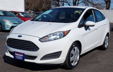 2015 Ford Fiesta S FWD photo