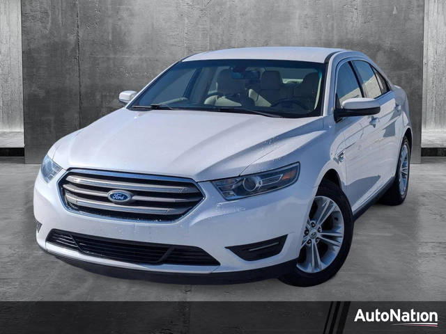 2015 Ford Taurus SEL FWD photo