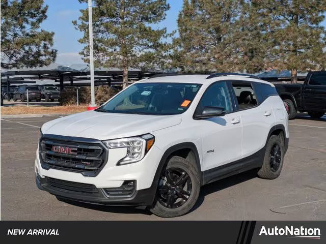 2023 GMC Terrain AT4 AWD photo