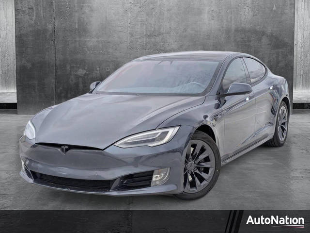 2019 Tesla Model S Standard Range AWD photo