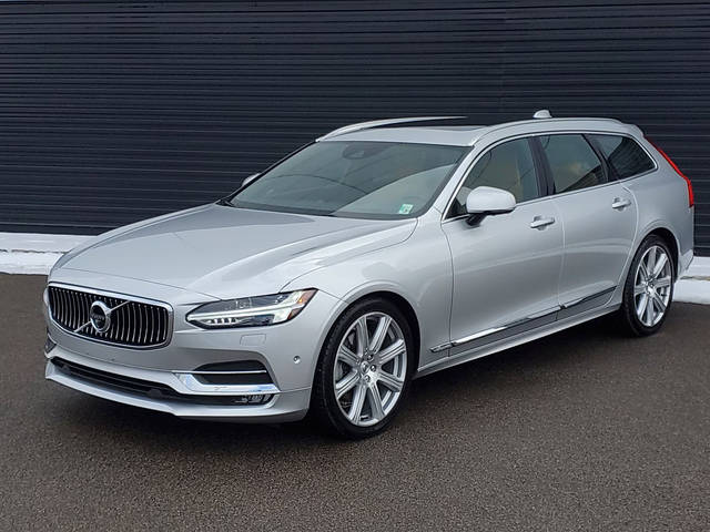 2019 Volvo V90 Inscription AWD photo