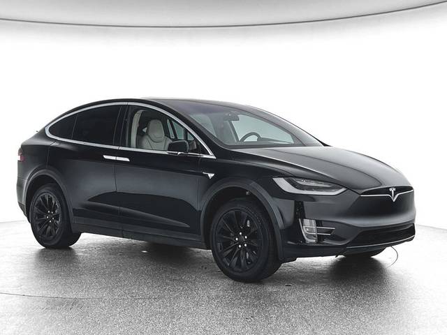 2019 Tesla Model X 75D AWD photo
