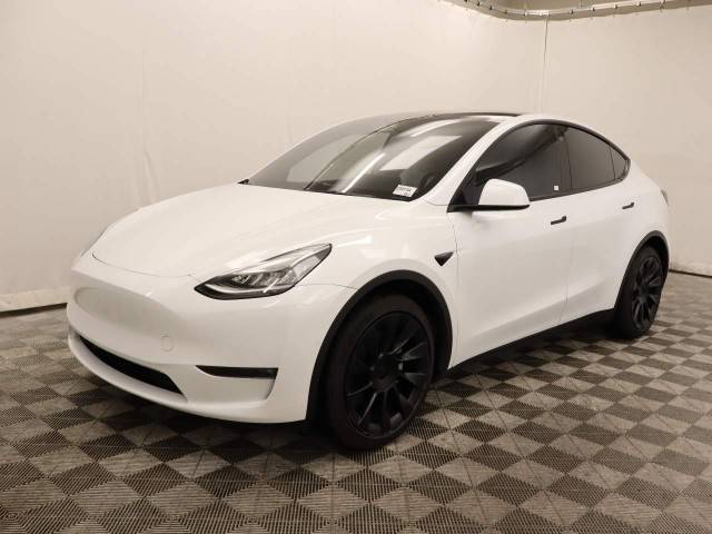 2022 Tesla Model Y Long Range AWD photo