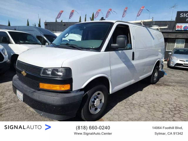 2019 Chevrolet Express Cargo  RWD photo