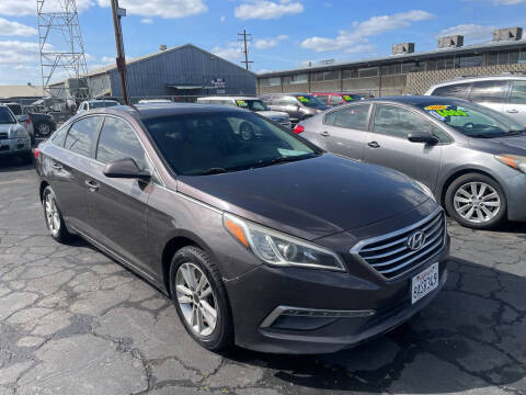 2015 Hyundai Sonata 2.4L SE FWD photo