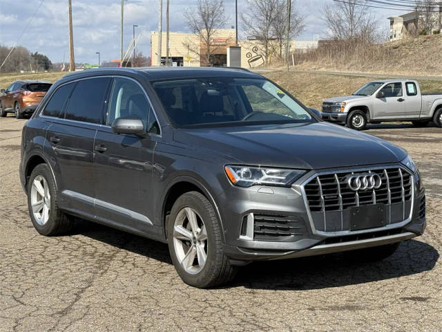 2022 Audi Q7 Premium AWD photo