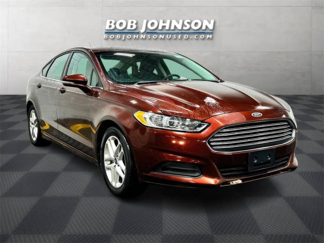 2015 Ford Fusion SE FWD photo