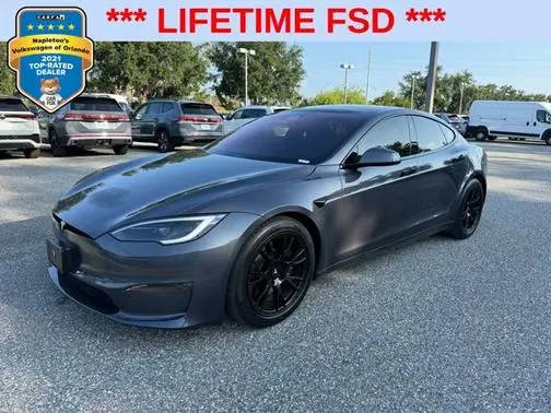 2022 Tesla Model S Plaid AWD photo