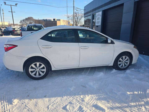 2015 Toyota Corolla LE Premium FWD photo