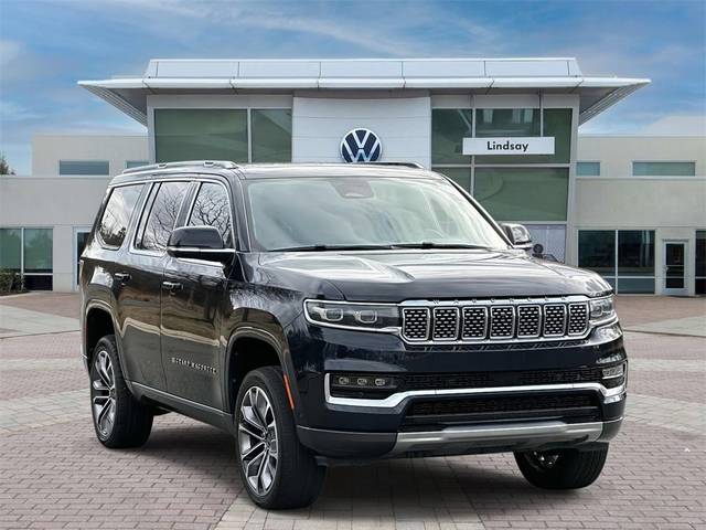 2022 Jeep Grand Wagoneer Series III 4WD photo