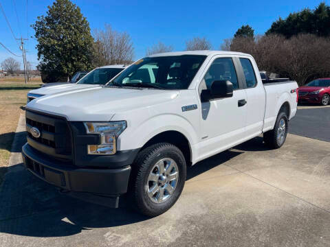 2017 Ford F-150 XL 4WD photo