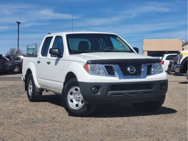 2015 Nissan Frontier S RWD photo