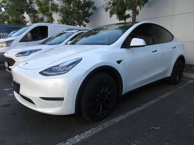 2023 Tesla Model Y Long Range AWD photo