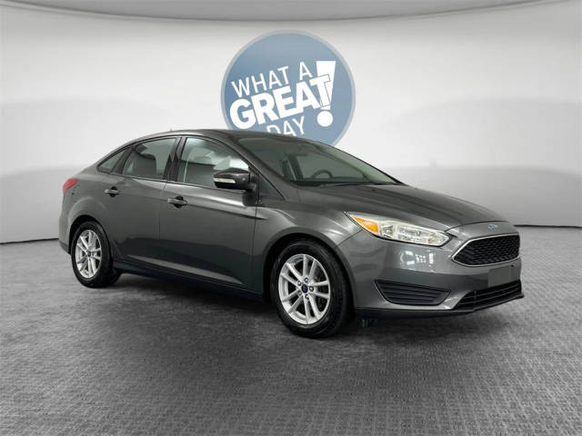 2015 Ford Focus SE FWD photo