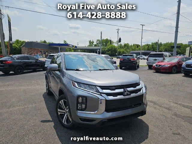 2023 Mitsubishi Outlander Sport SE 4WD photo