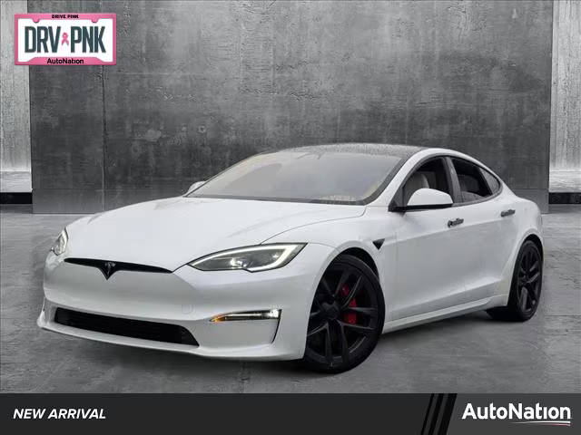 2023 Tesla Model S Plaid AWD photo