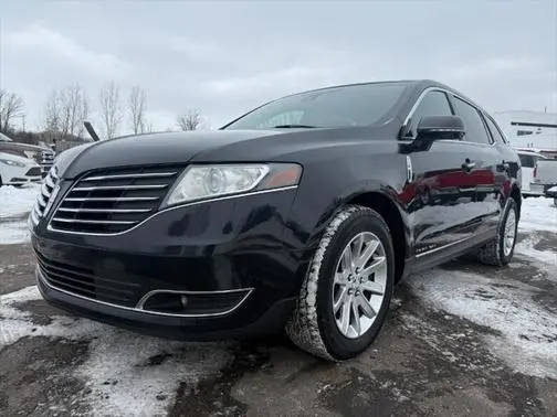 2019 Lincoln MKT  AWD photo