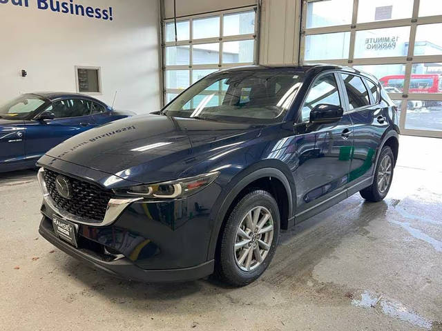 2023 Mazda CX-5 2.5 S Preferred Package AWD photo