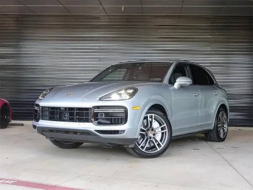 2022 Porsche Cayenne Turbo AWD photo