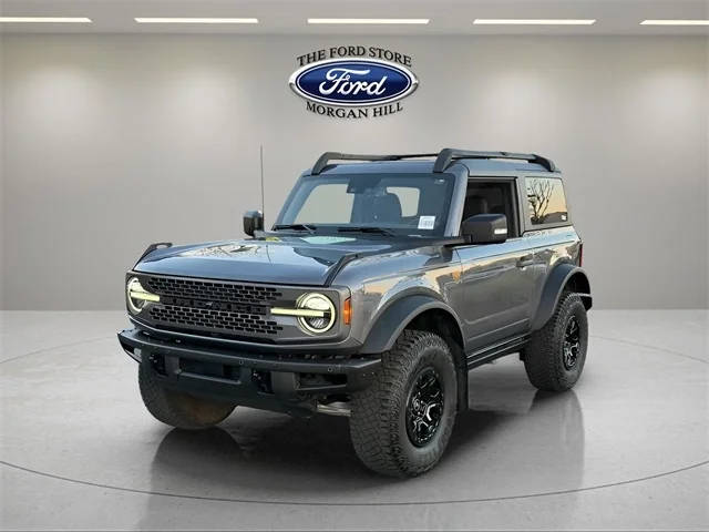 2022 Ford Bronco 2 Door Badlands 4WD photo