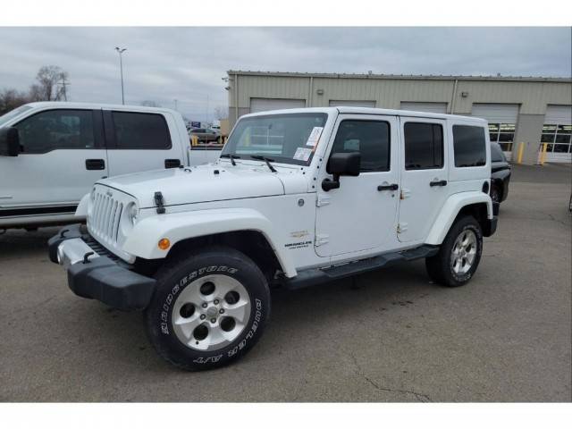 2015 Jeep Wrangler Unlimited Sahara 4WD photo