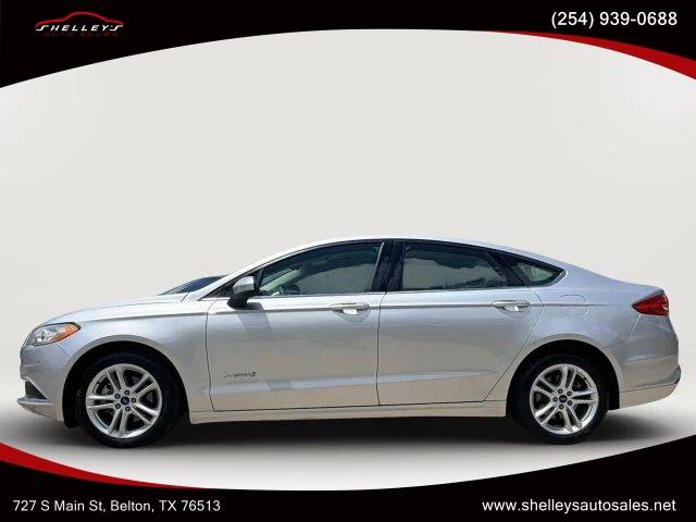 2018 Ford Fusion SE FWD photo