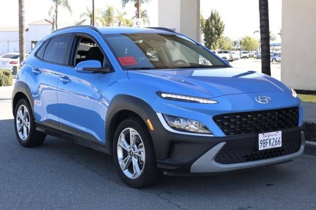 2022 Hyundai Kona SEL AWD photo