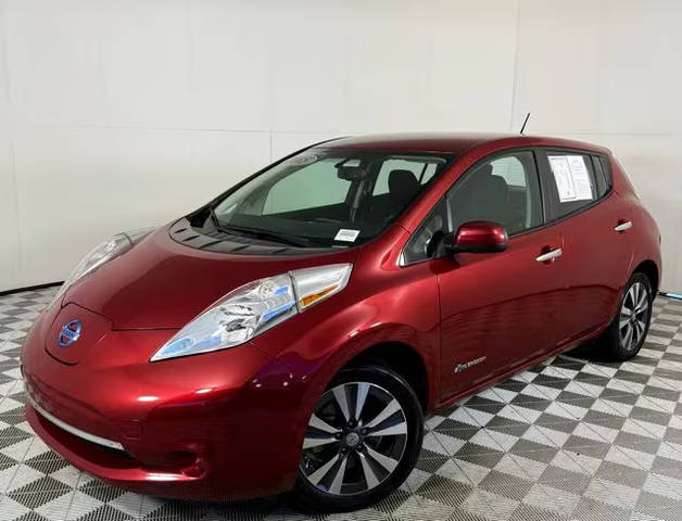 2015 Nissan Leaf SV FWD photo