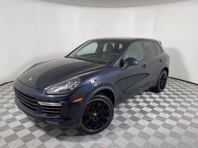 2015 Porsche Cayenne Turbo AWD photo