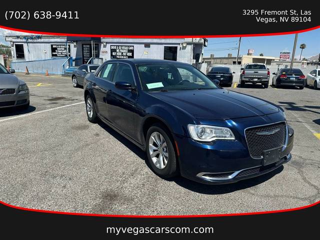 2015 Chrysler 300 Limited RWD photo