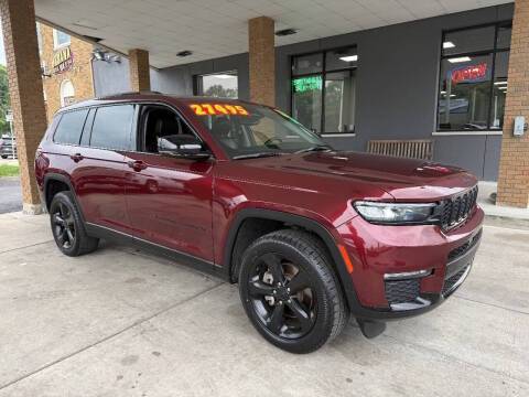 2023 Jeep Grand Cherokee L Limited RWD photo
