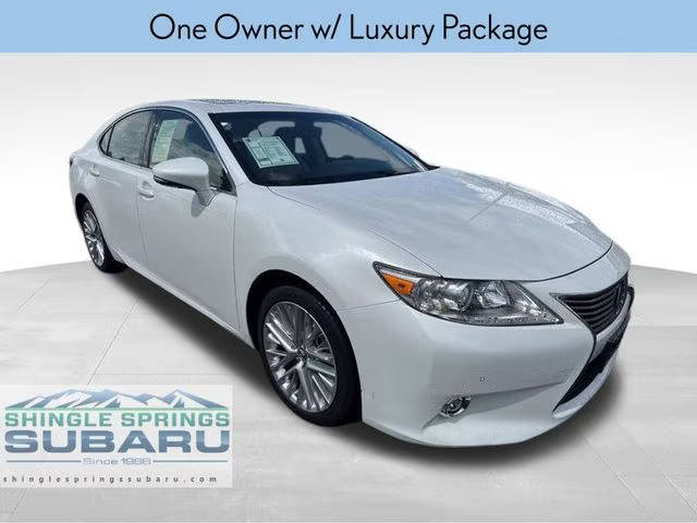 2015 Lexus ES  FWD photo