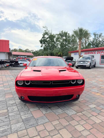 2015 Dodge Challenger SXT Plus RWD photo