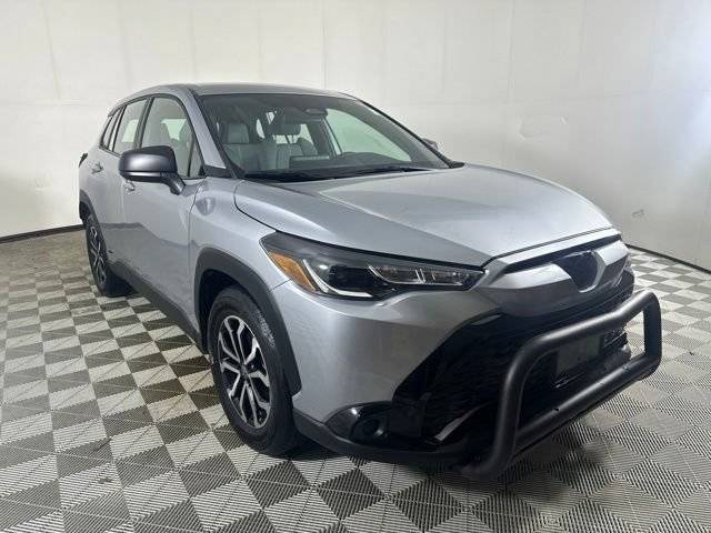 2023 Toyota Corolla Cross Hybrid S AWD photo