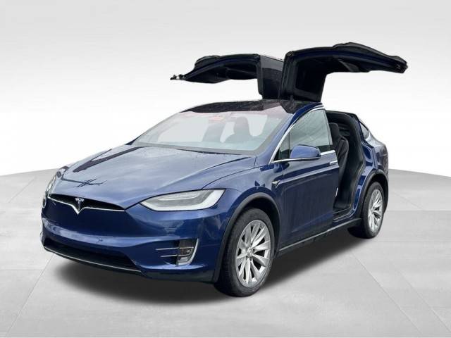 2017 Tesla Model X 75D AWD photo