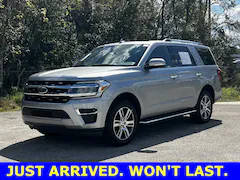 2022 Ford Expedition Limited RWD photo