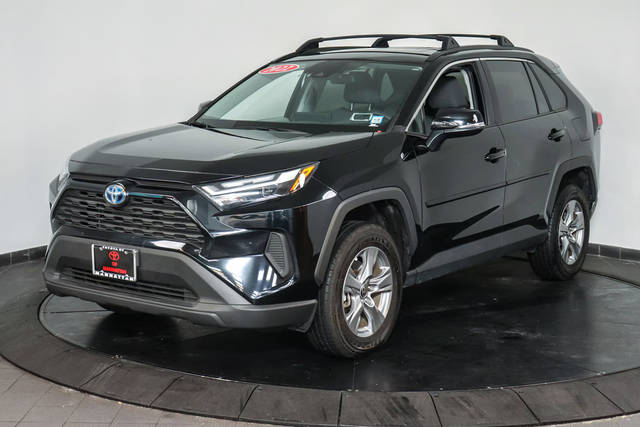 2022 Toyota RAV4 Hybrid XLE AWD photo