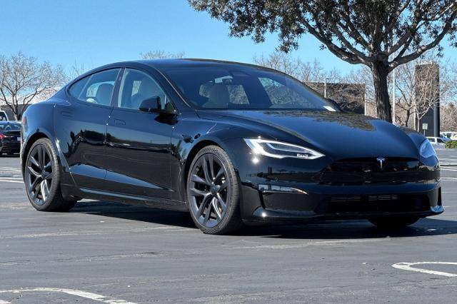 2022 Tesla Model S Plaid AWD photo