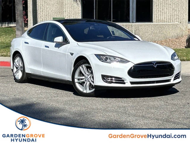 2016 Tesla Model S 60 RWD photo