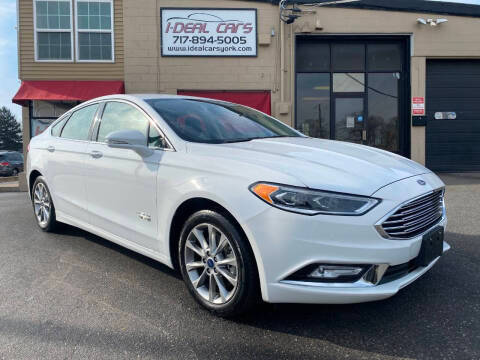 2017 Ford Fusion Energi SE FWD photo