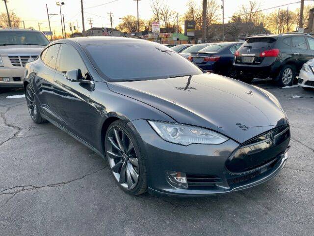 2015 Tesla Model S  AWD photo