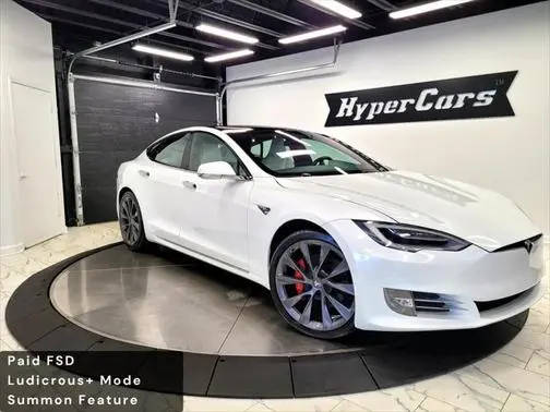 2019 Tesla Model S Performance AWD photo