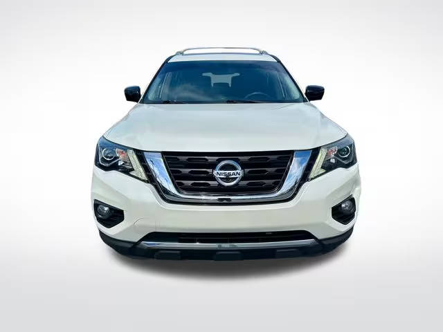 2017 Nissan Pathfinder Platinum 4WD photo