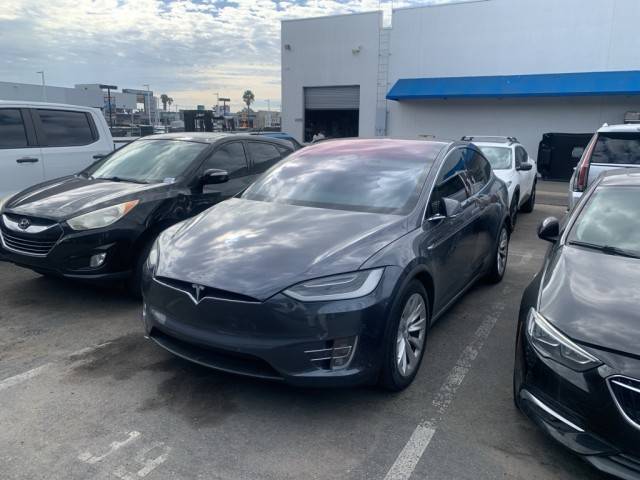 2018 Tesla Model X 75D AWD photo