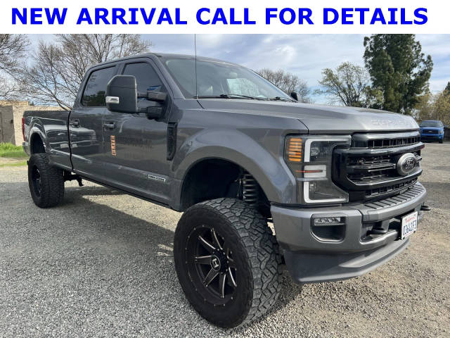 2021 Ford F-350 Super Duty LARIAT 4WD photo