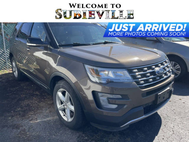 2016 Ford Explorer XLT 4WD photo