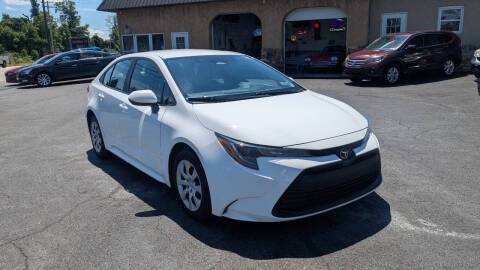 2023 Toyota Corolla LE FWD photo