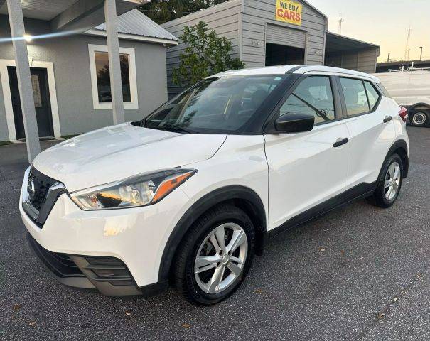 2020 Nissan Kicks S FWD photo